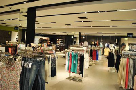 屏南商场里的店面怎么装修？